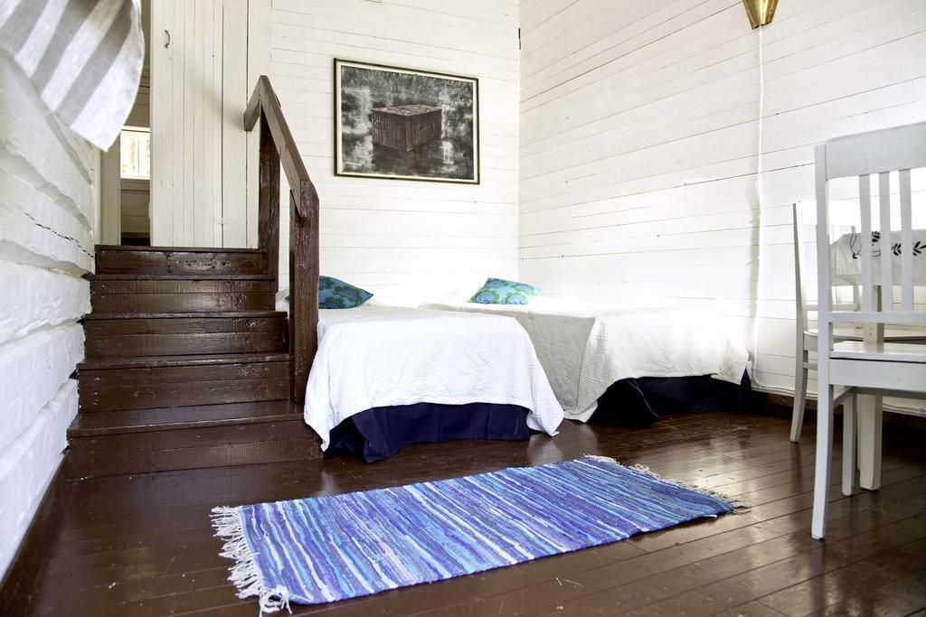 B&B Pinus Мянтюхарью Экстерьер фото